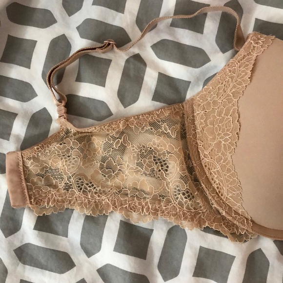 Push-up bra - Picture 2 of 3